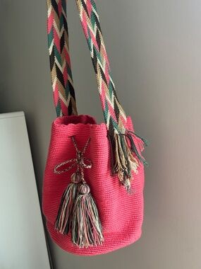 NWOT Wayuu Mochila Boho Coral Pink Bucket Bag Hippie Tribe
